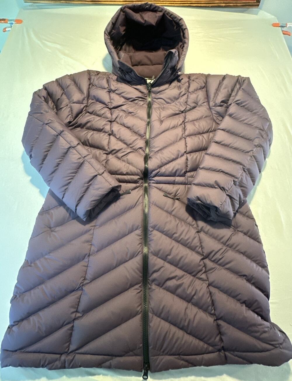 Duluth Women Cold Reliable Down Hooded Parka Coat Sz L Purple Quilted 57604